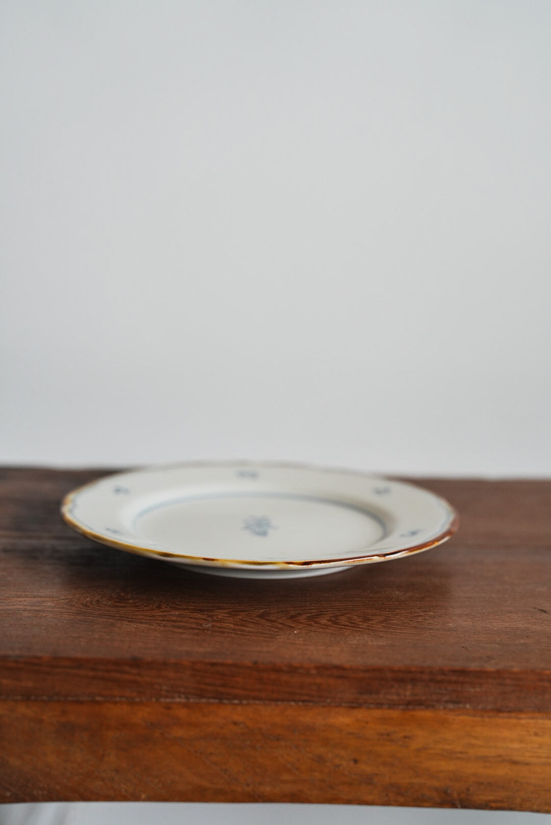 Kazuaki Shimura 志村和晃- Sometsuke Floral 6" Rimmed Plate KAS03
