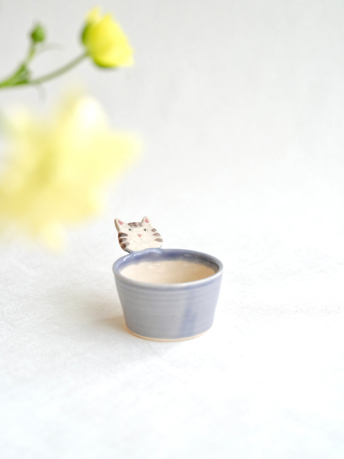 Fumiko Kondo 近藤布美子 - Purple Cat Dipping Dish with Handle FK09