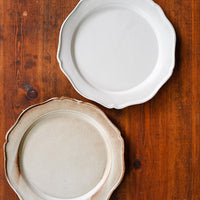 Atelier Gyuusha Large Floral Shape Round Plate