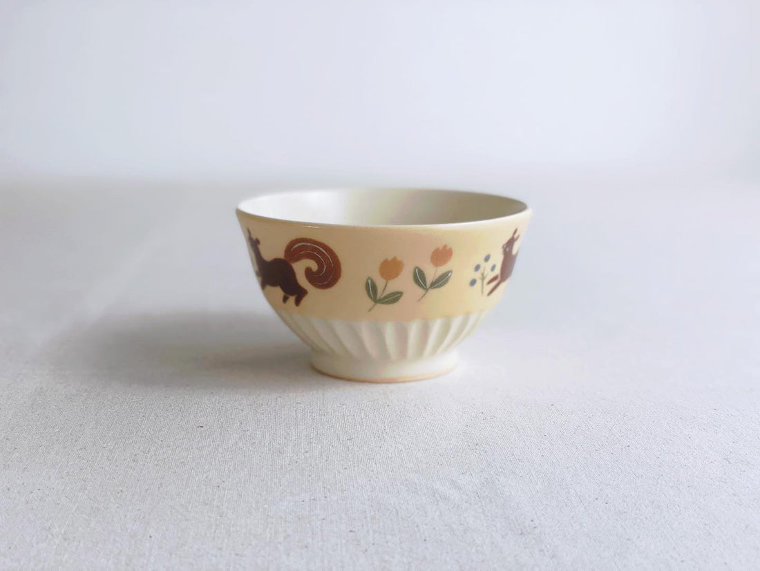 Buncho Pottery Squirrel and tulip bowl