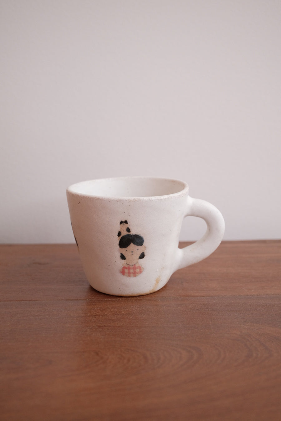 Aya Watanuki 綿貫彩 Mug Large - White Short Hair Girl