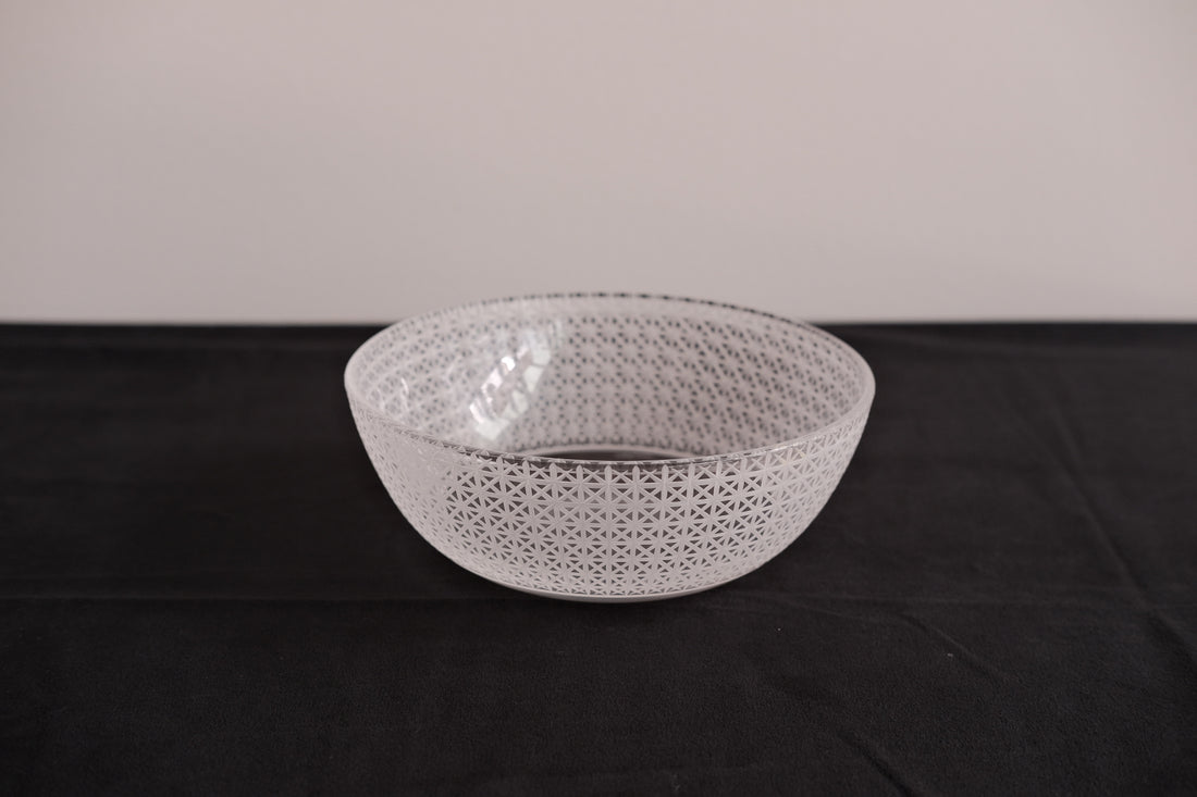 Miki Yamaguchi 山口未来 Kiriko Glass Medium Bowl Leaf