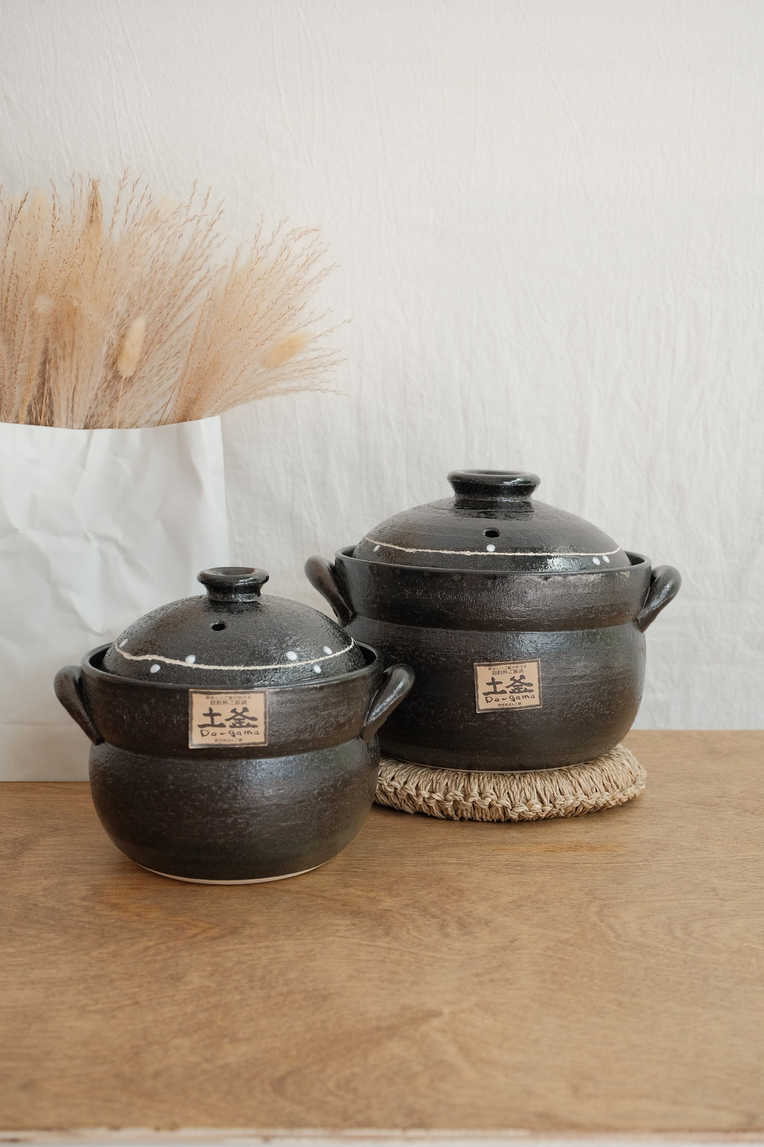 Donabe Banko Ware Double Lids Black Clay Pot 1.1L