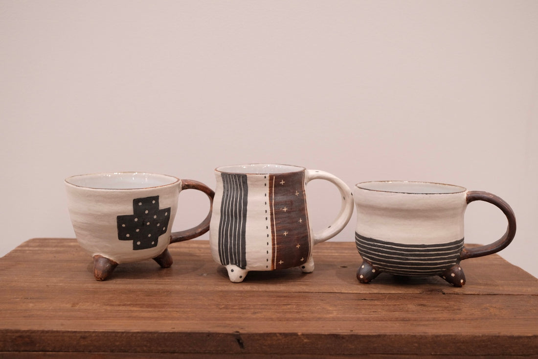 Emishi Kobo 池田匡優&美弥子 - Mug with Stand EK12