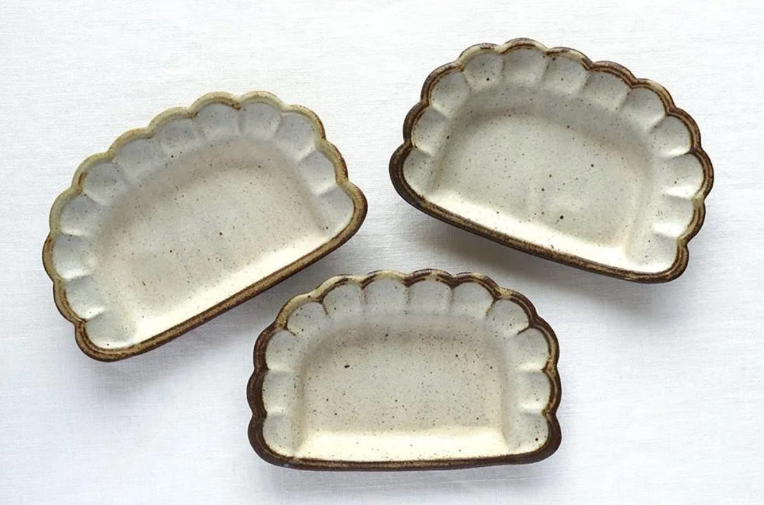 Mashiko Pottery Yoshizawa Dumpling Mini Plate