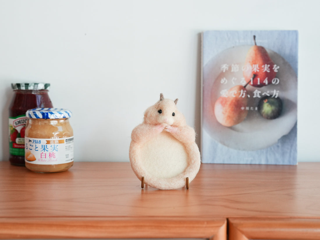 Aya and Yoshiko Wool Felt Small Animal Coaster - Hamster YS04