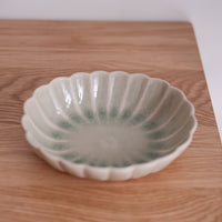 Japanese Chrysanthemum Shape Oval Serving Bowl