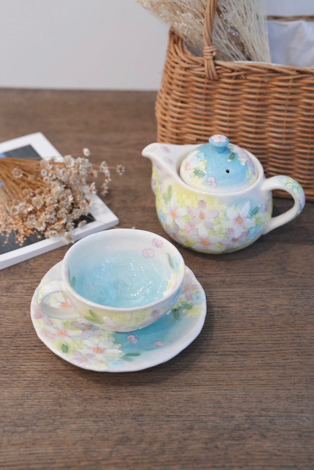 Seto Ware Flower Teapot