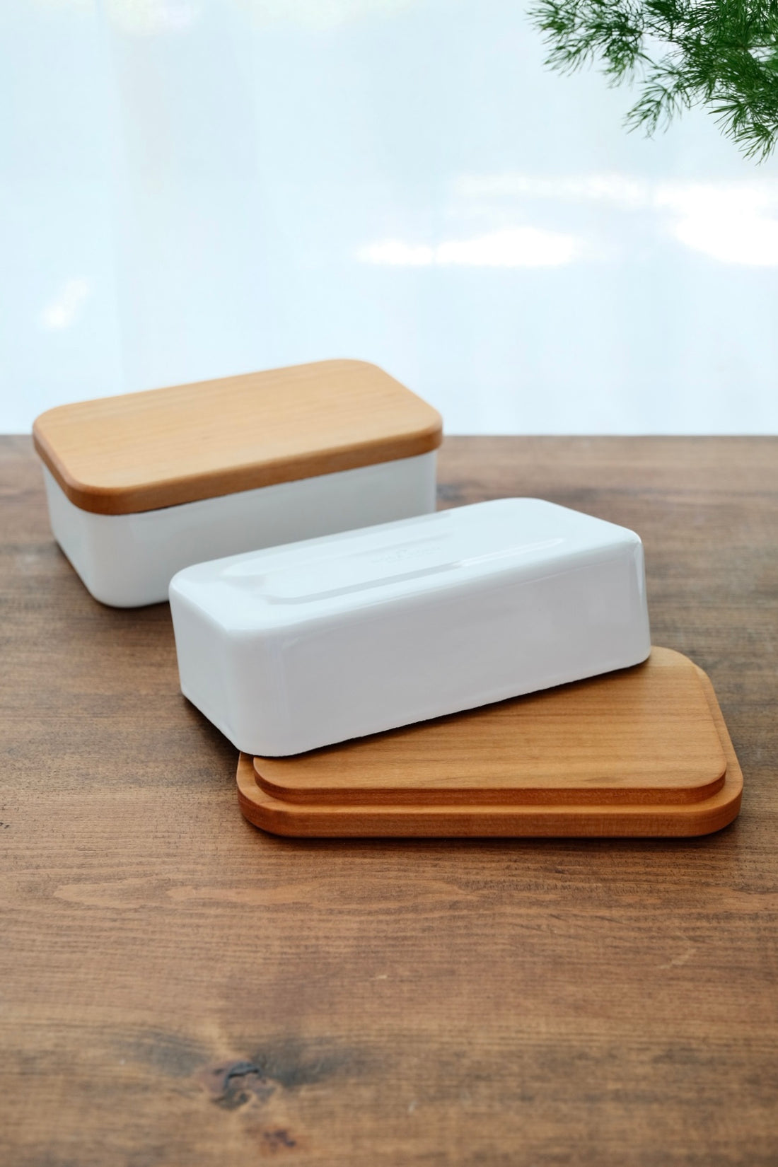 Noda Horo White Series Enamel Butter Case