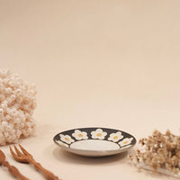 Kei Mitsumochi ミツ持啓 Floral Black Rim Round Plate - 16cm Small KM30