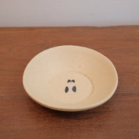 Aya Watanuki 綿貫彩 Shallow Mini Saucer - Yellow Cat