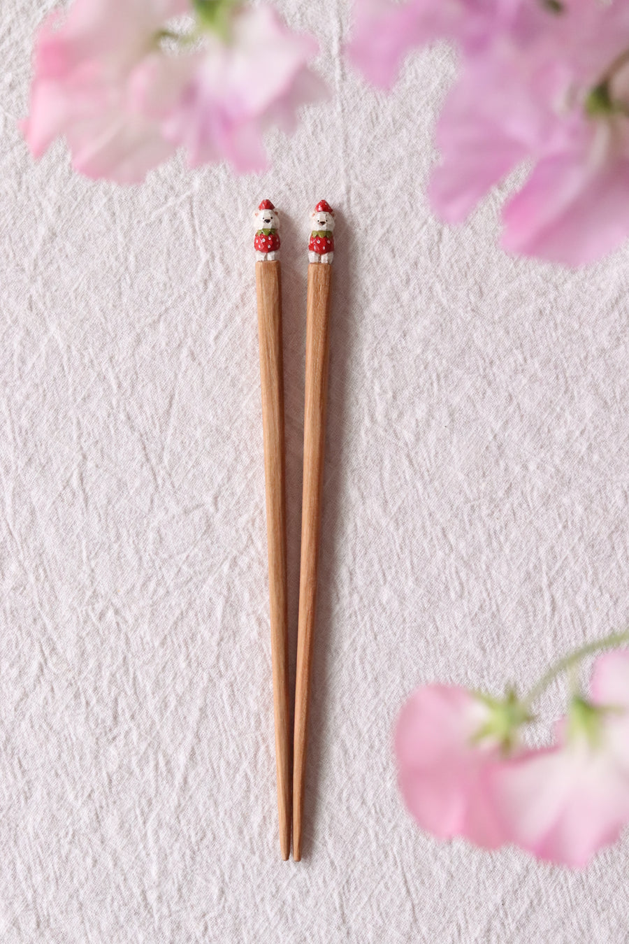 Ayataro Chopsticks - White Bear with Strawberry - aya05