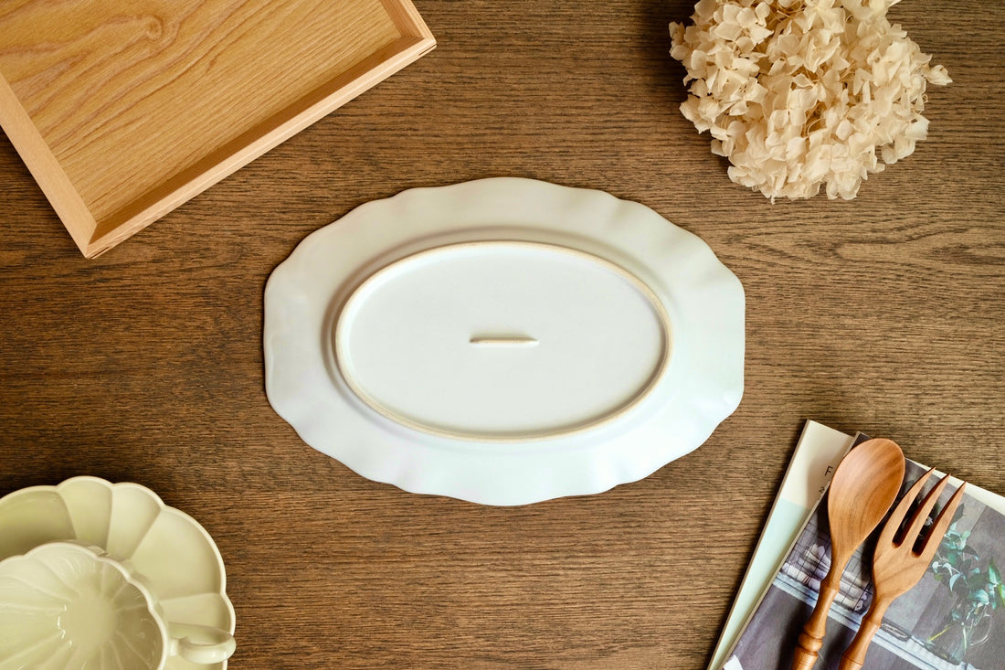 Atelier Gyuusha Large Oval Plate