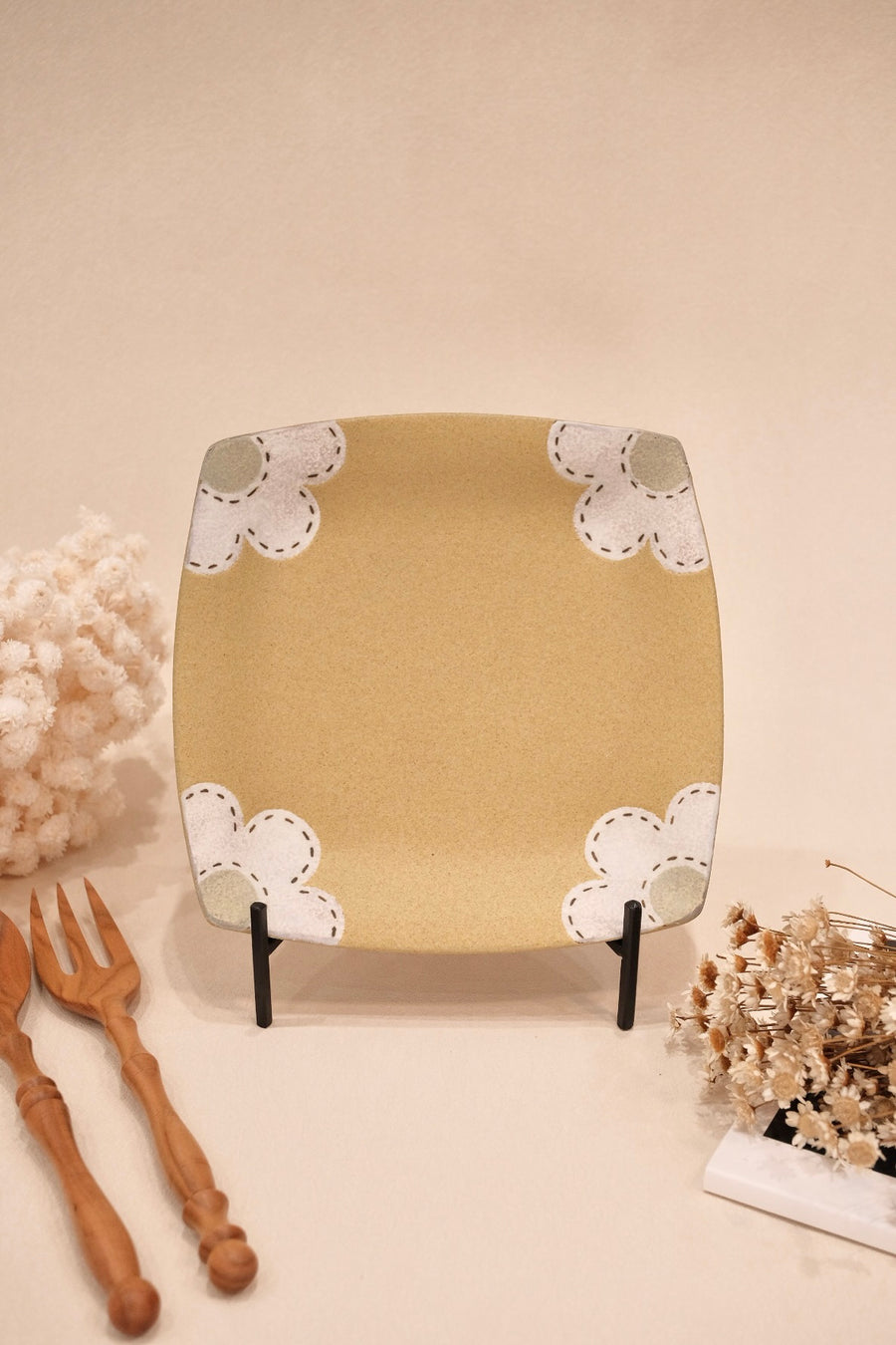 Kei Mitsumochi ミツ持啓 17cm Rectangle Plate - Yellow Flower KM26