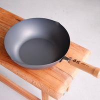 Summit Nitrided Flat Bottom Iron Wok 28cm