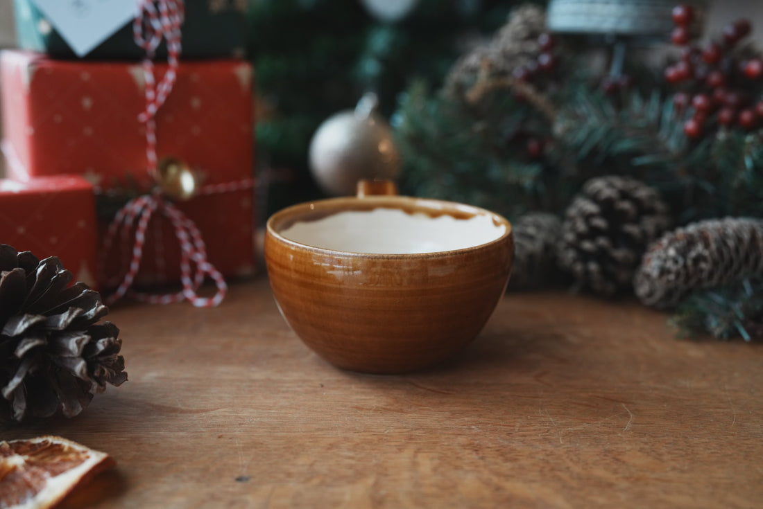 Fumiko Kondo 近藤布美子 - Brown Bear Soup Mug FK23