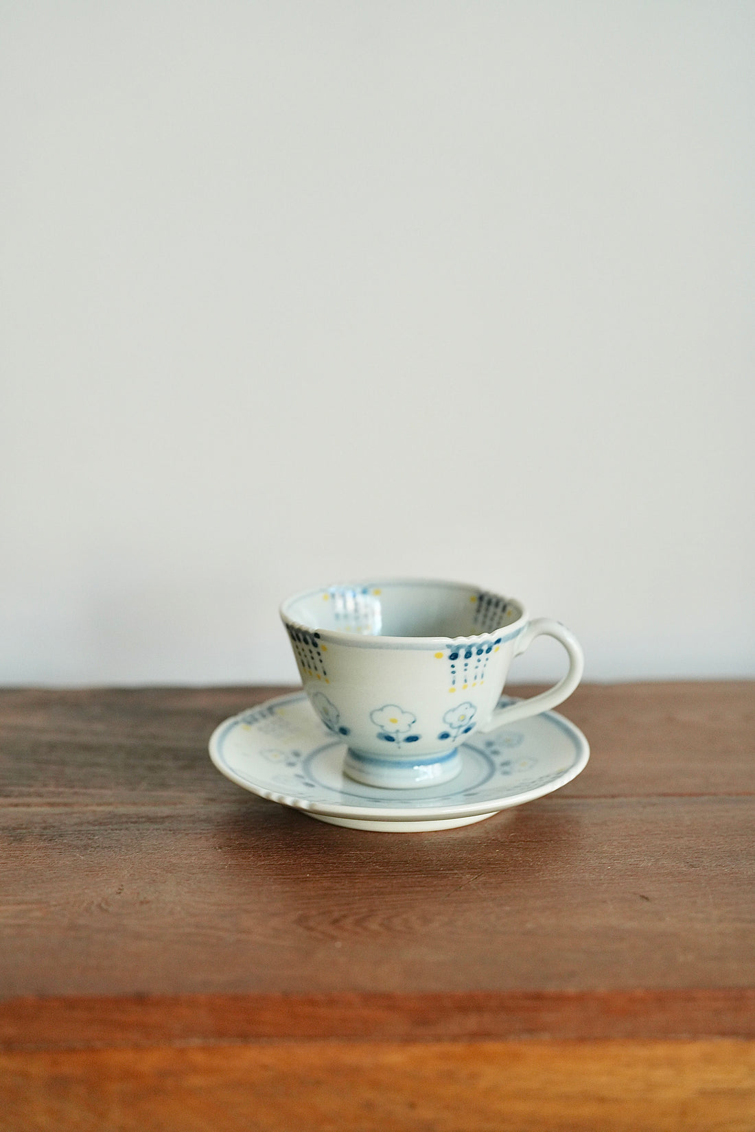 Maya Inamura 稲村真耶 Yellow Flower Mug and Saucer Set MI27