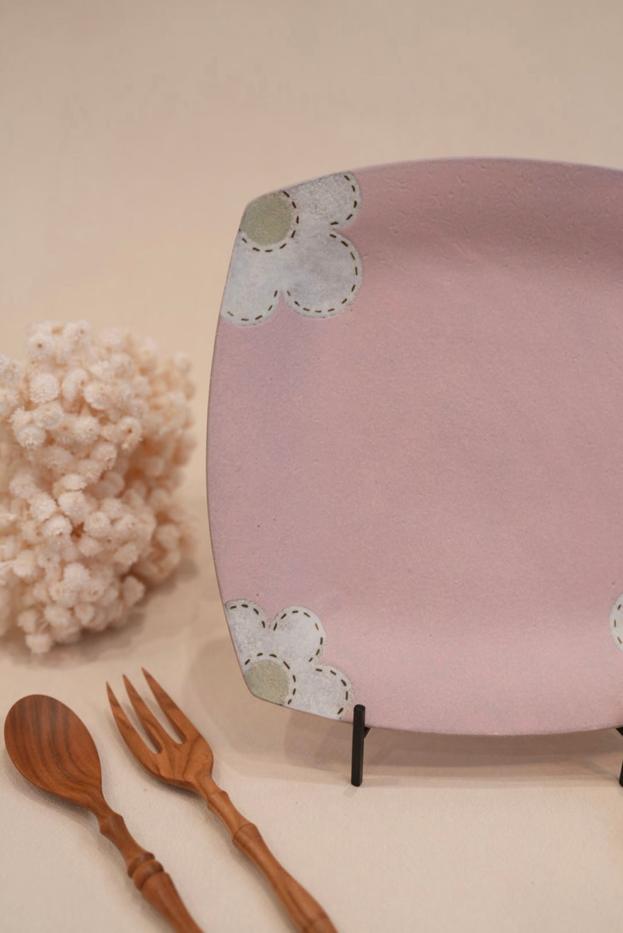 Kei Mitsumochi ミツ持啓 24cm Rectangle Plate - Pink Flower KM23