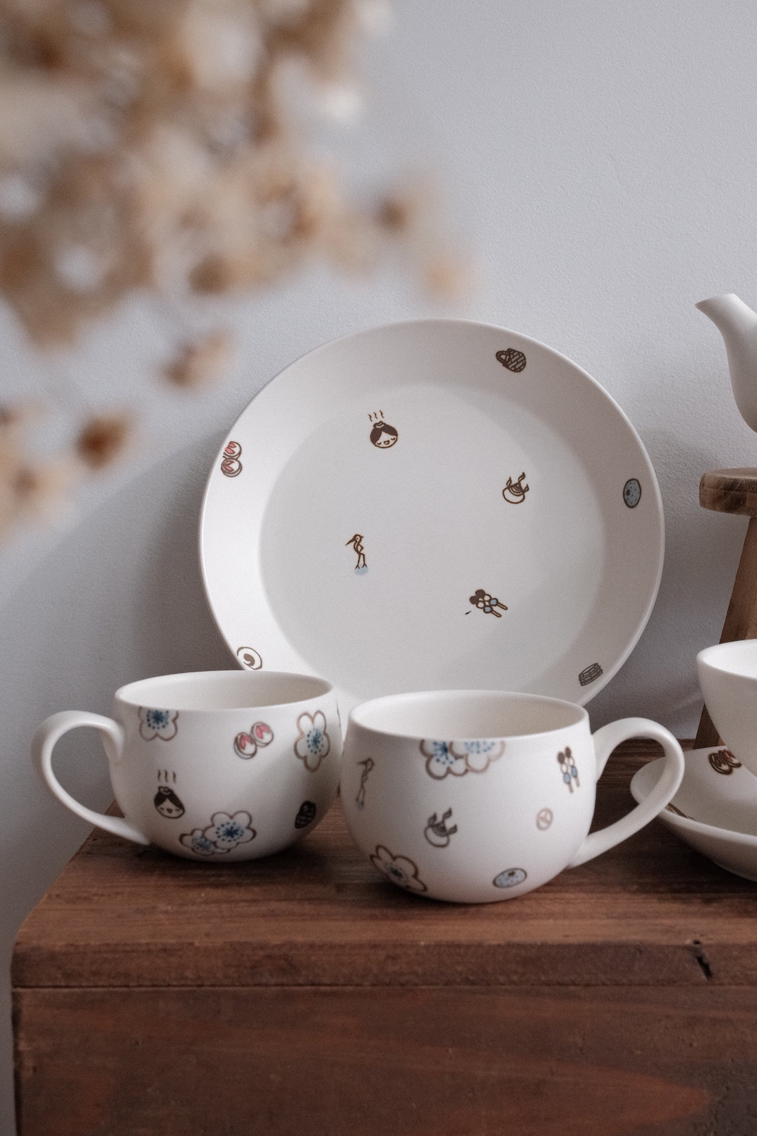 Tobe-ware Golden Ume Mug