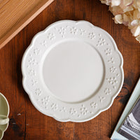 Atelier Gyuusha Medium Floral Shape Round Plate