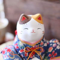 Maneki-neko Kimono Lucky Cat