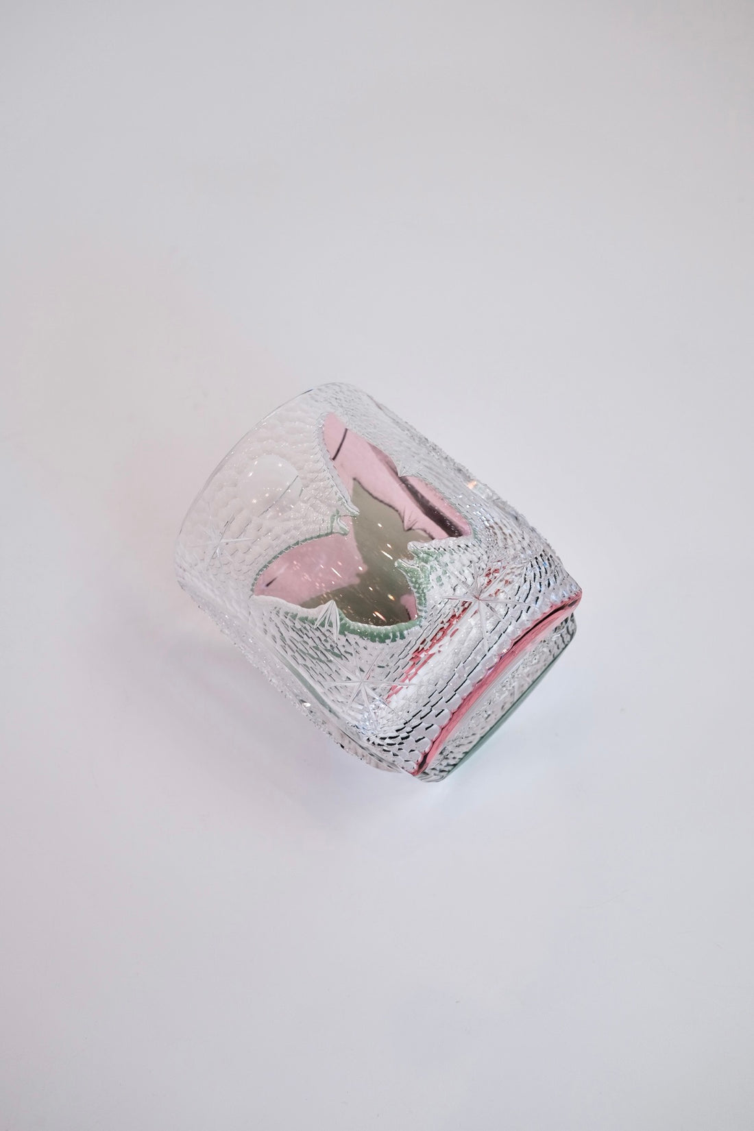 Edo Kiriko Whisky Glass Rock Glass "Butterfly" Green/Red by Junichi Nabetani, Master of traditional crafts