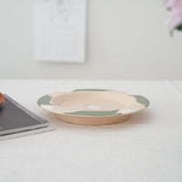 Shirogarasu Studio White Tulip Small Round Plate
