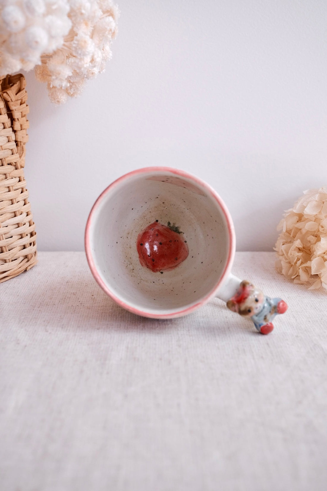 Asako Yamaguchi 山口麻子 Animal Tall Mug with Deco on Handle AI04