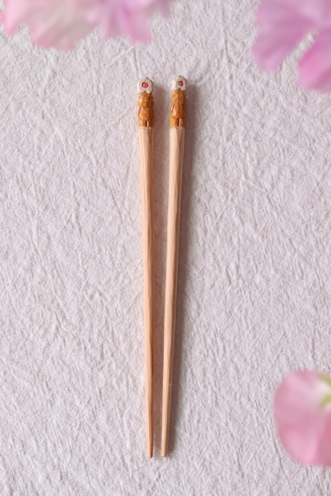 Ayataro Chopsticks - Bear with White Flower - aya05