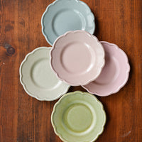 Atelier Gyuusha Small Floral Shape Round Plate