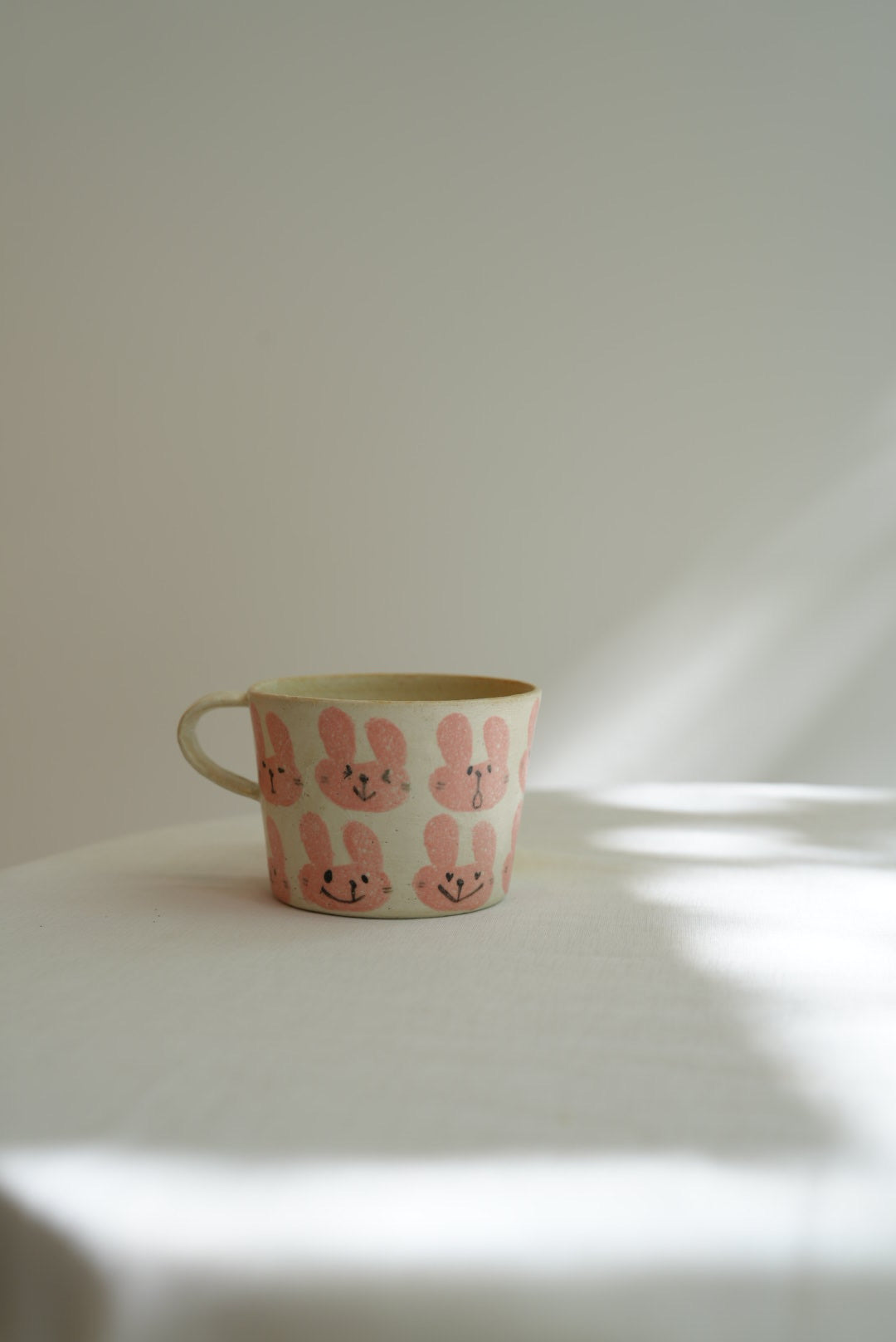Tomotaro 岡村友太郎 - Mid-Autumn Festival Rabbit Mug OT24