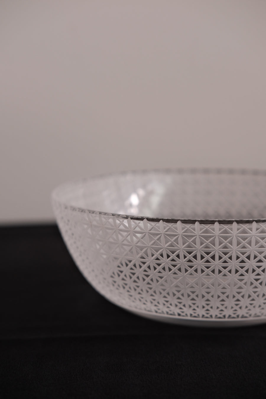 Miki Yamaguchi 山口未来 Kiriko Glass Large Bowl Lattice