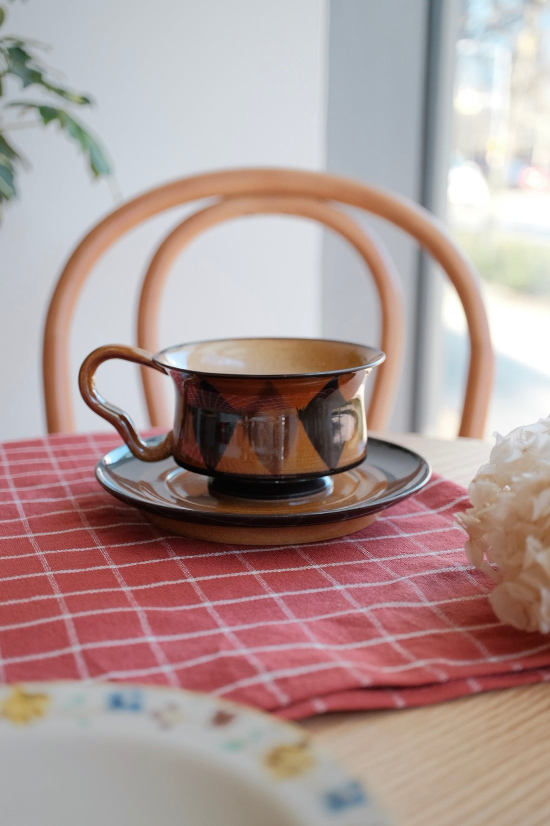 SiShuang Retro Checked Coffee Cup w Saucer Set