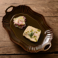 Studio M' Chanter Plate