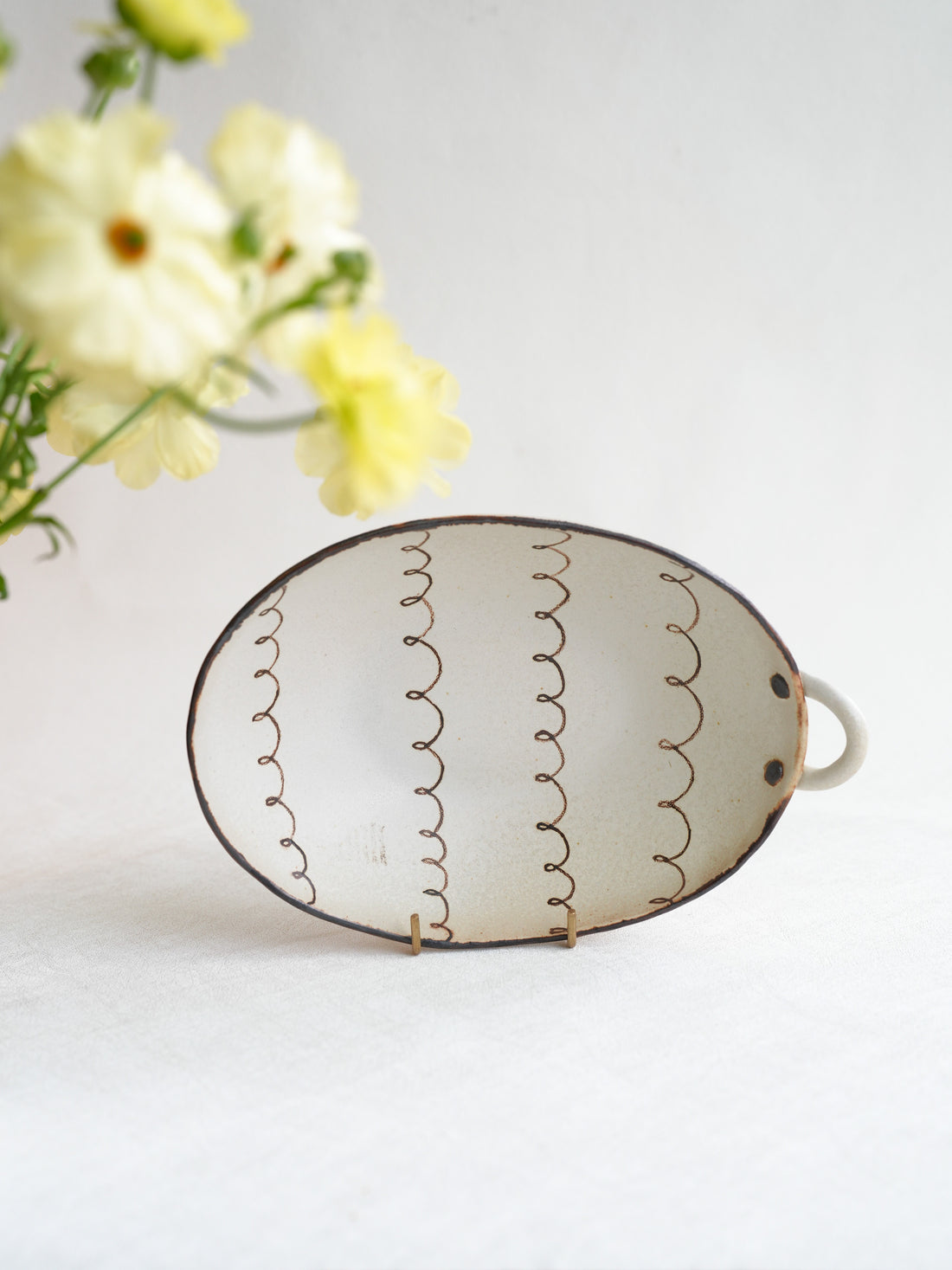 Misuzu Ishigami 石神美鈴 Large Oval Plate with Handle MIS35