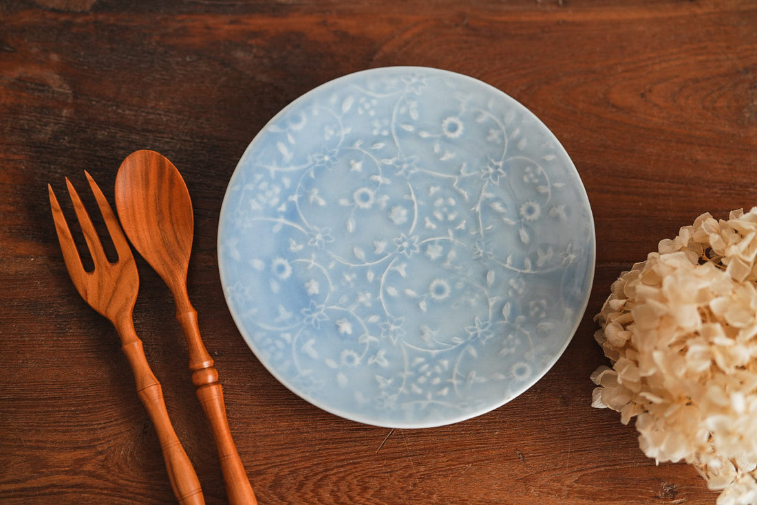 Maya Inamura 稲村真耶 Blue Floral Plate MI05