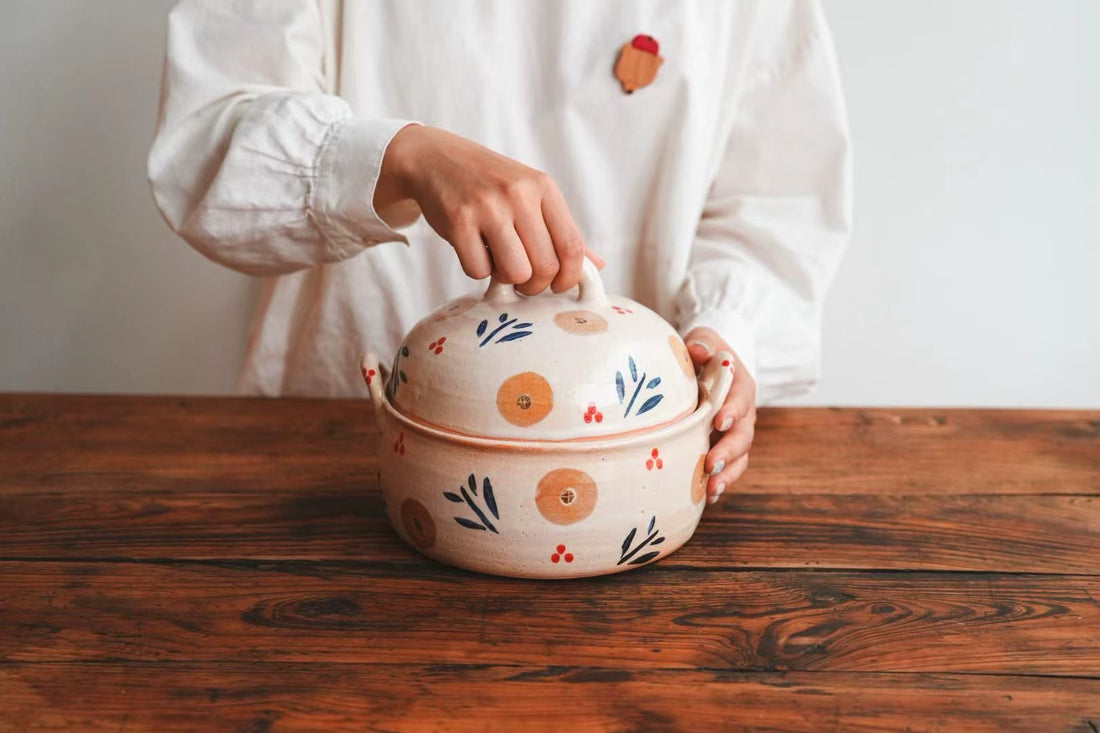Kumiko Ishikawa 石川久美子 Flower Clay Pot KI18