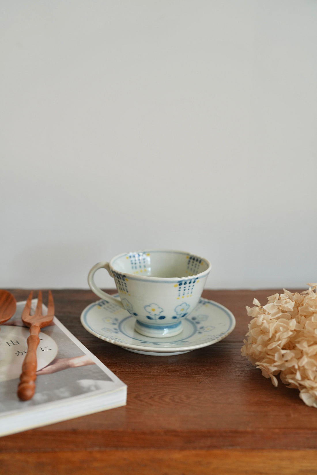 Maya Inamura 稲村真耶 Yellow Flower Mug and Saucer Set MI27