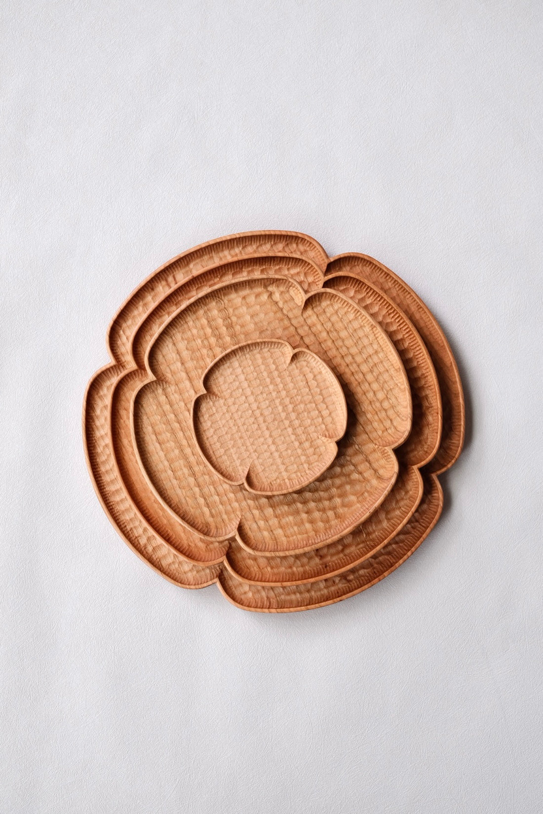 Kazunori Takatsuka 高塚和則 Flower Plate Cherry Wood Extra Large KU06
