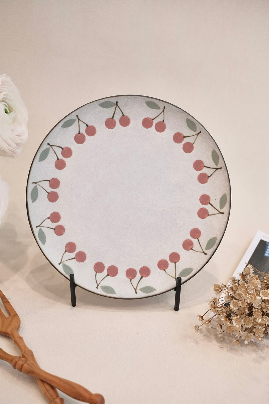 Kei Mitsumochi ミツ持啓 Large Plate - Red Cherry KM14