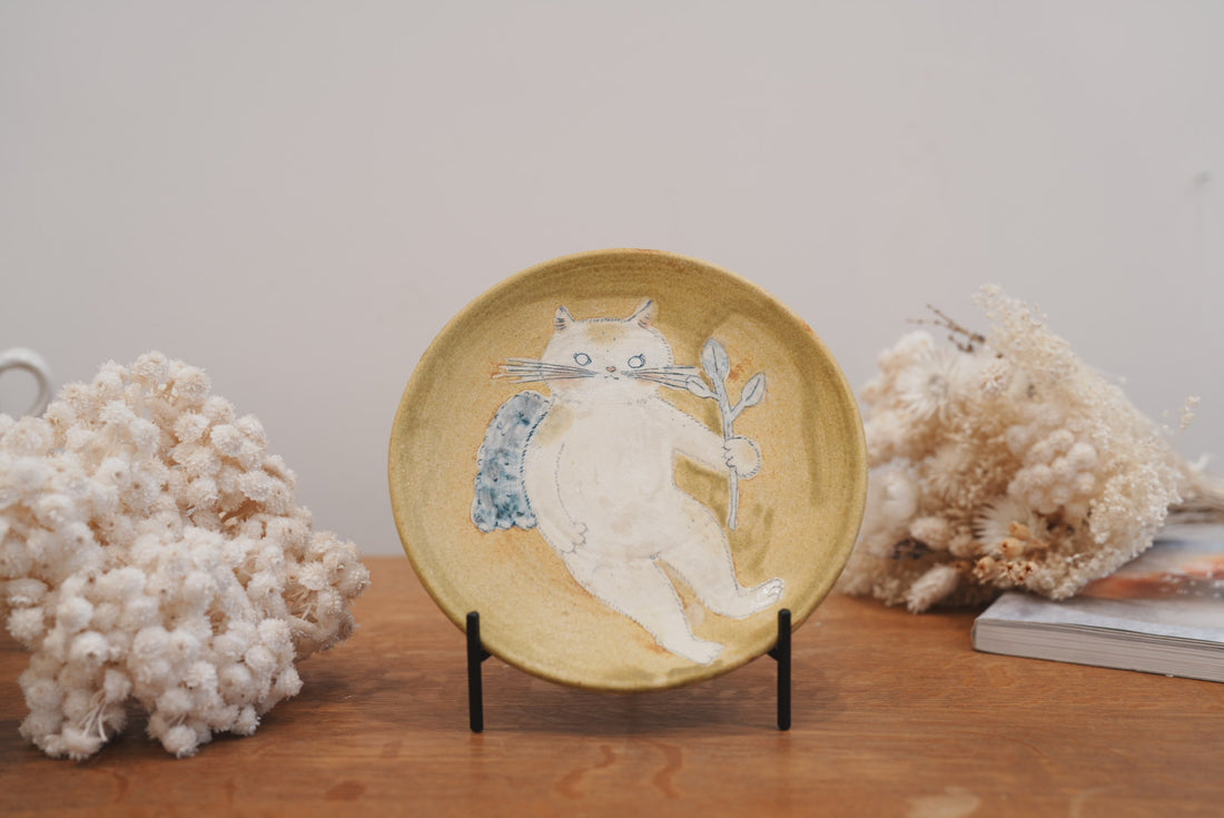 Tomoko Kubo コンガリ舍 Large Cat Plate TK19