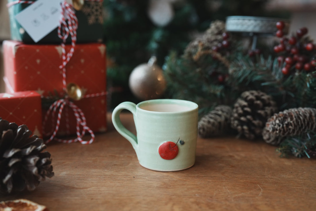 Fumiko Kondo 近藤布美子 - Green Bear Mug FK01