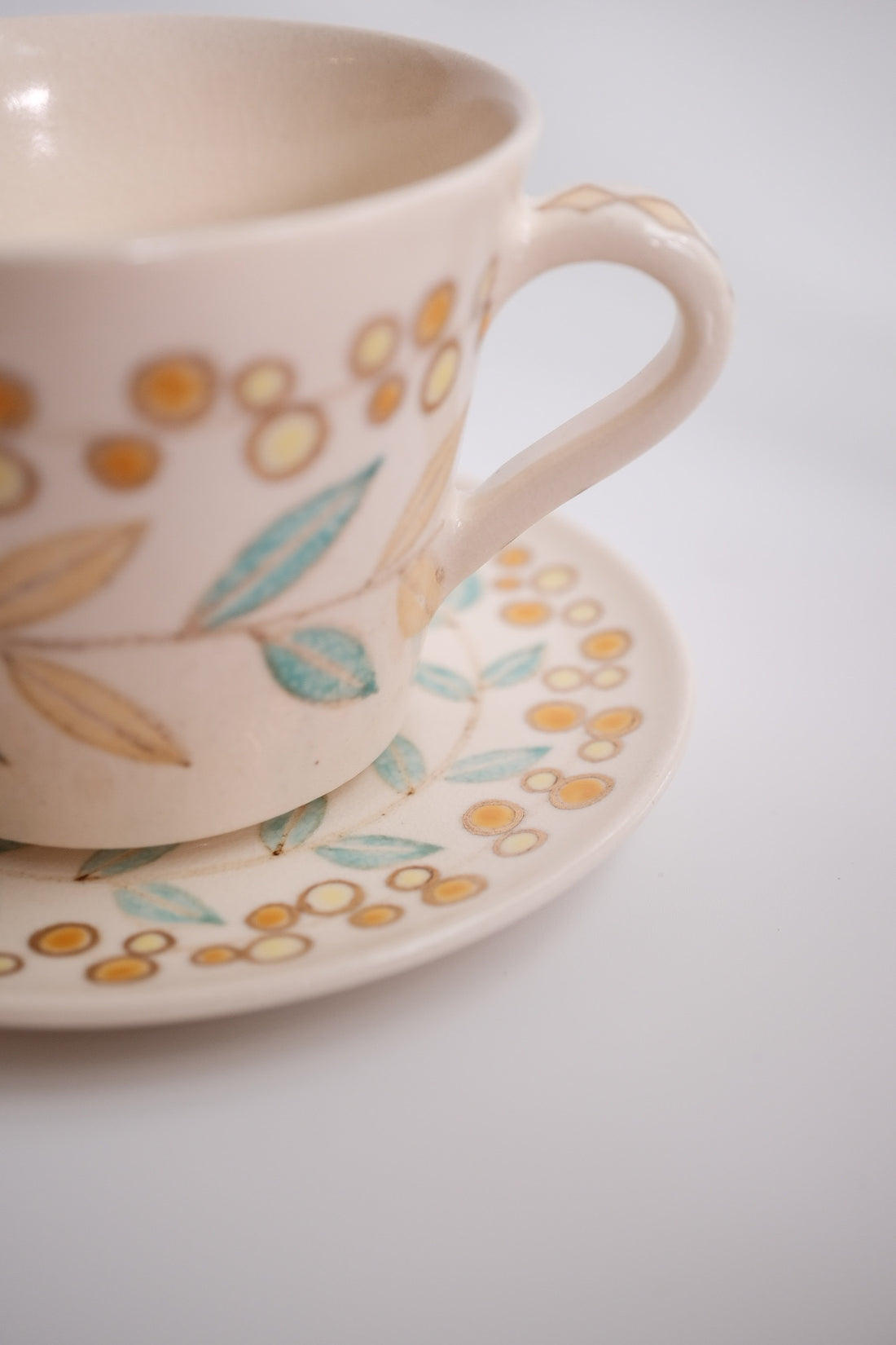 Taki Tomoda 友田多紀 Fruit and Leaf Mug and Saucer - TT06