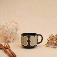 Kei Mitsumochi ミツ持啓 Flower with Black Background Mug - Green KM62