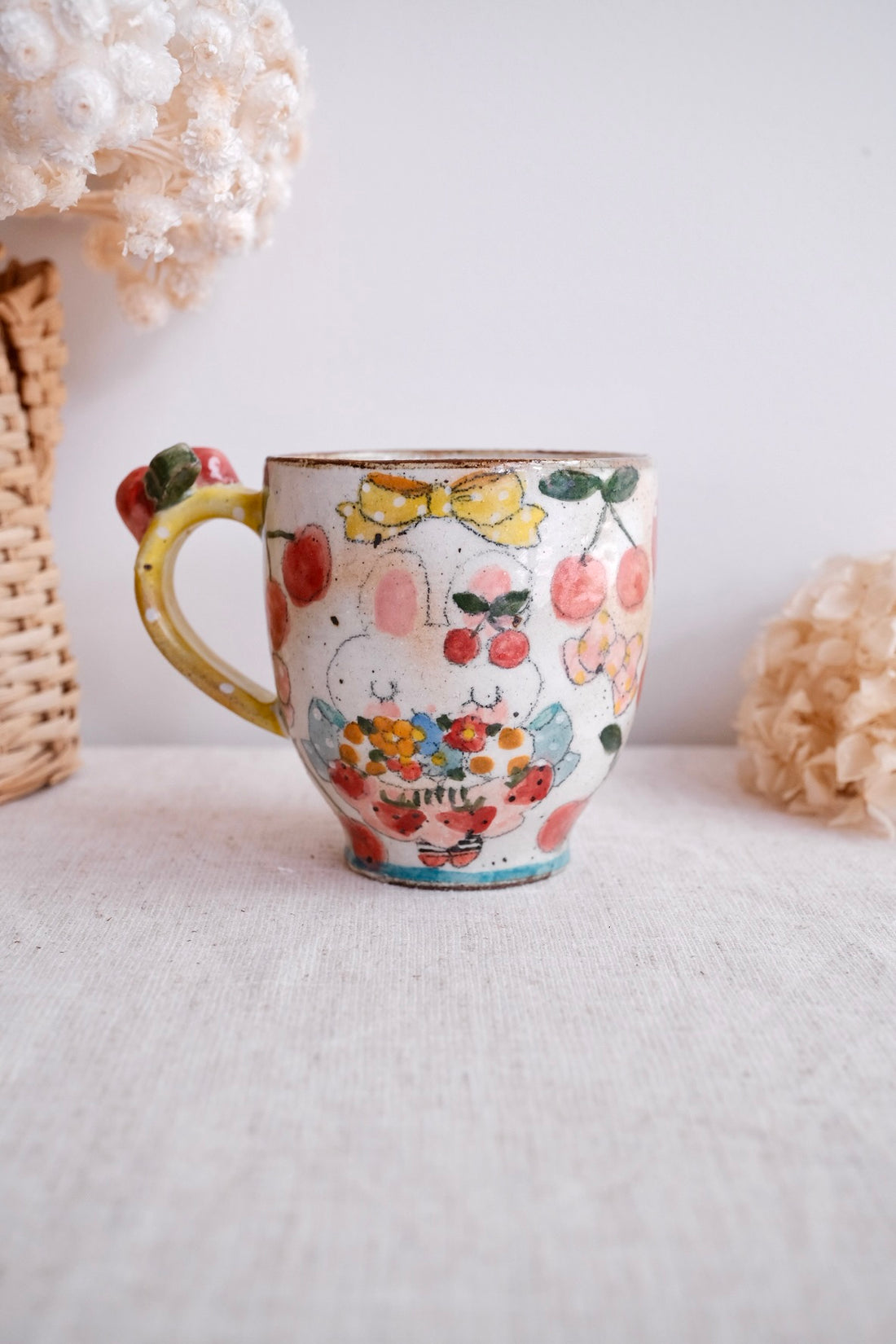 Asako Yamaguchi 山口麻子 Animal Tall Mug with Deco on Handle AI04