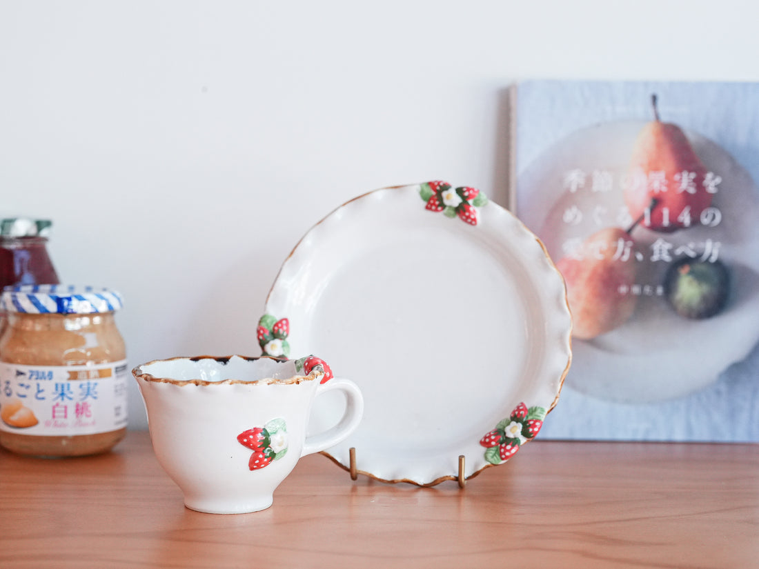 Aiko Miura 三浦愛子 Strawberry Mug with Saucer - White AM14