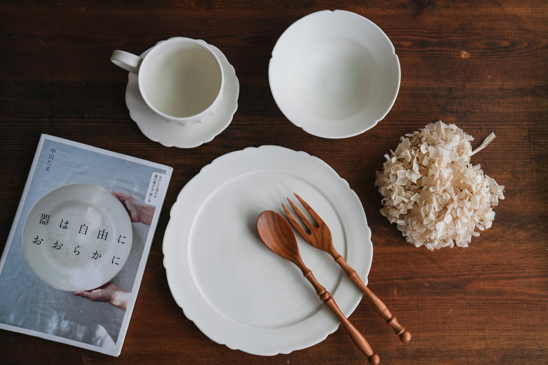 Yuko Hiramatsu 平松祐子 Large Plate YH09