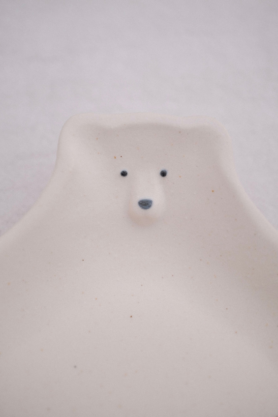 Mashiko Pottery Yoshizawa Polar Bear Plate