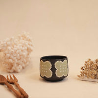 Kei Mitsumochi ミツ持啓 Flower with Black Background Mug - Green KM62