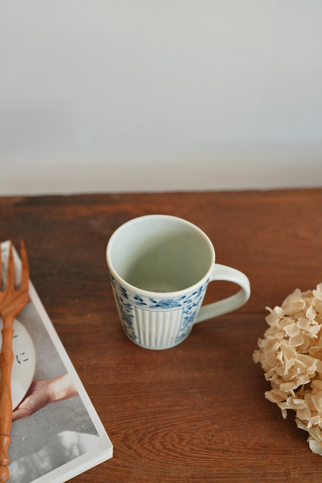 Maya Inamura 稲村真耶 Flower Straight Mug MI22